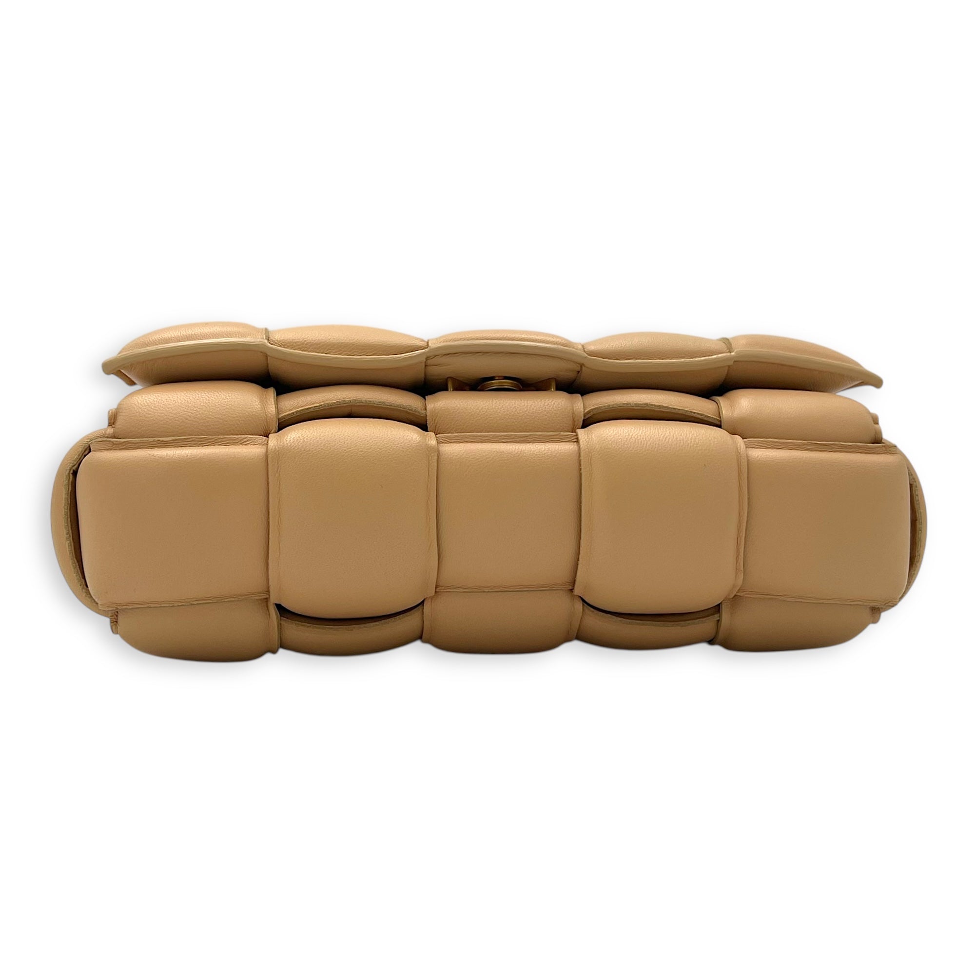 Cassette Shoulder Bag Beige in Lambskin, Gold hardware - Image 6