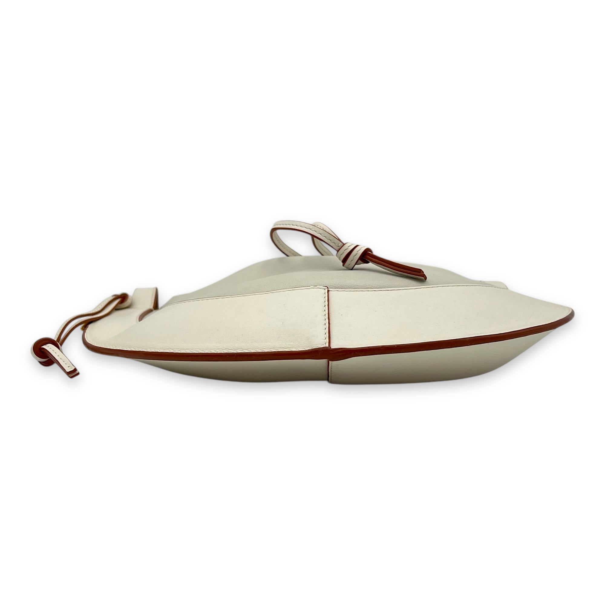 Horseshoe Crossbody Bag White in Calfskin, Gold hardware - Image 6