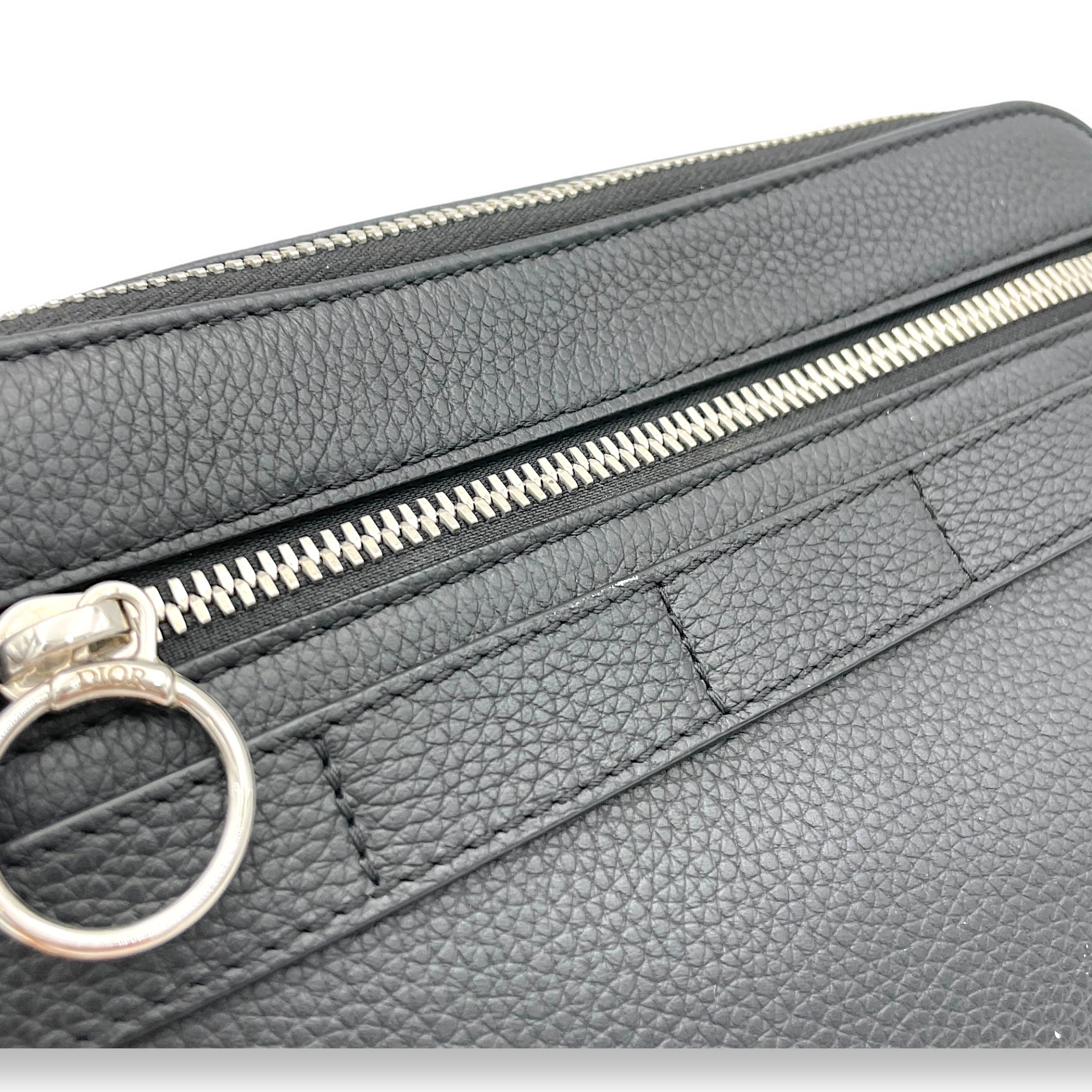 Safari Black Messenger in Calfskin, Silver hardware - Image 7