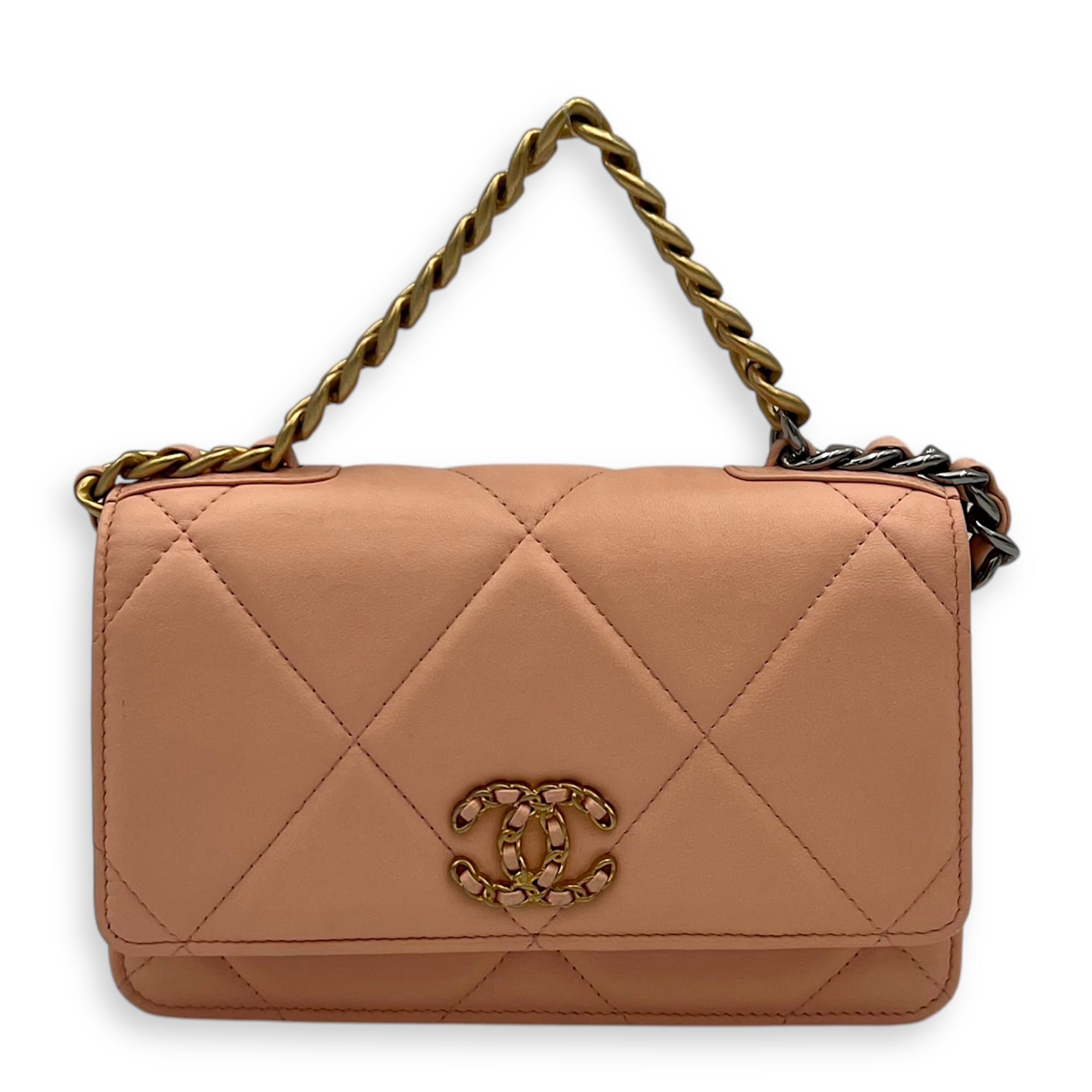 C19 Wallet On Chain Peach in Lambskin, Mixed hardware - Image 16