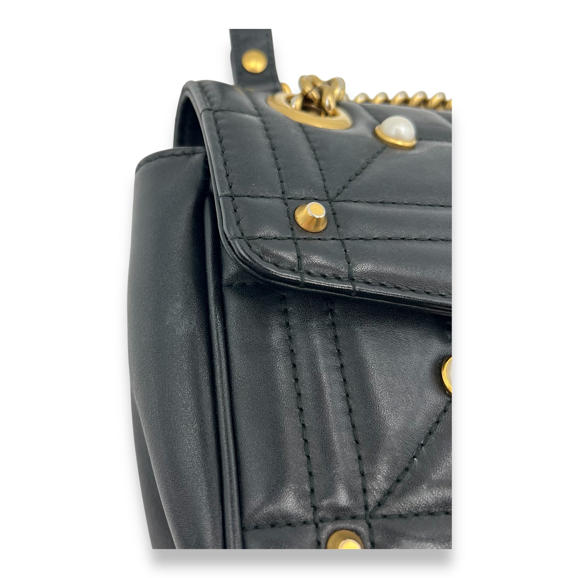 GG Marmont Small Black Shoulder Bag in Calfskin, Gold hardware - Image 10