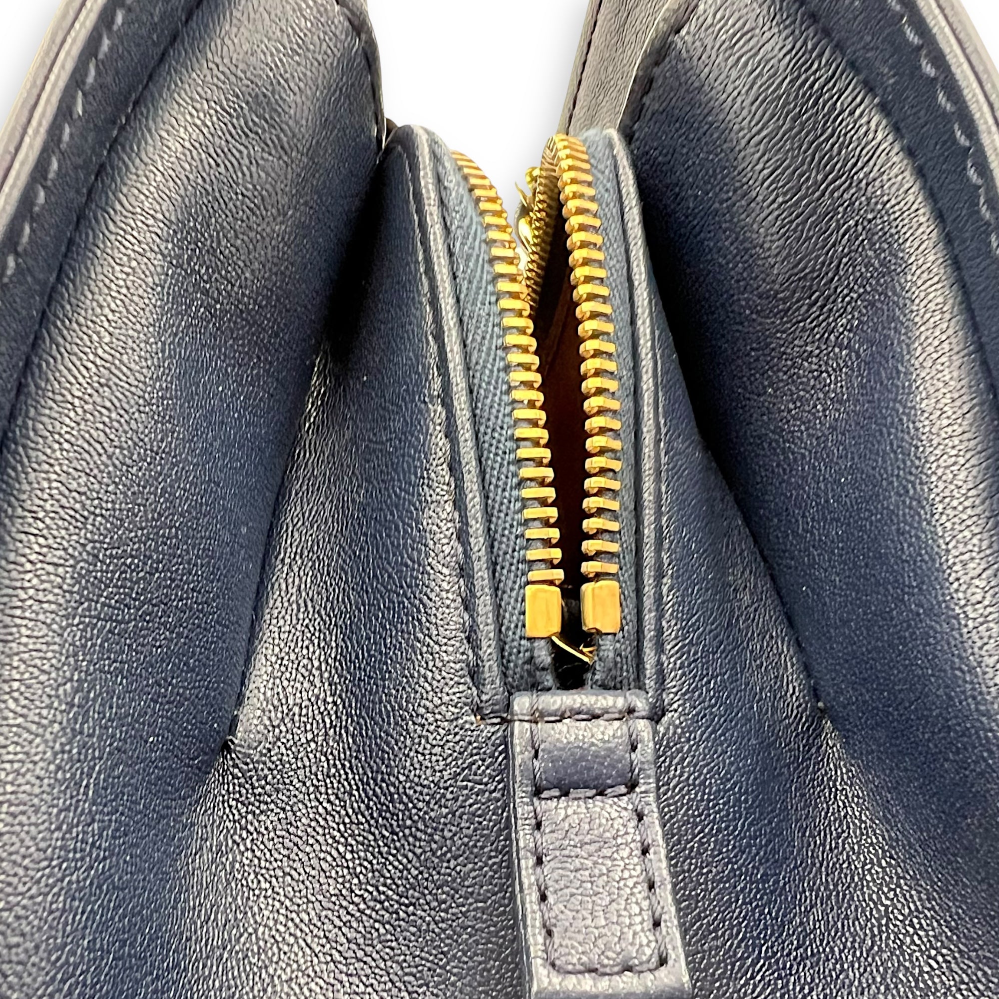 CC Shoulder Bag Blue in Calfskin, Gold hardware - Image 11