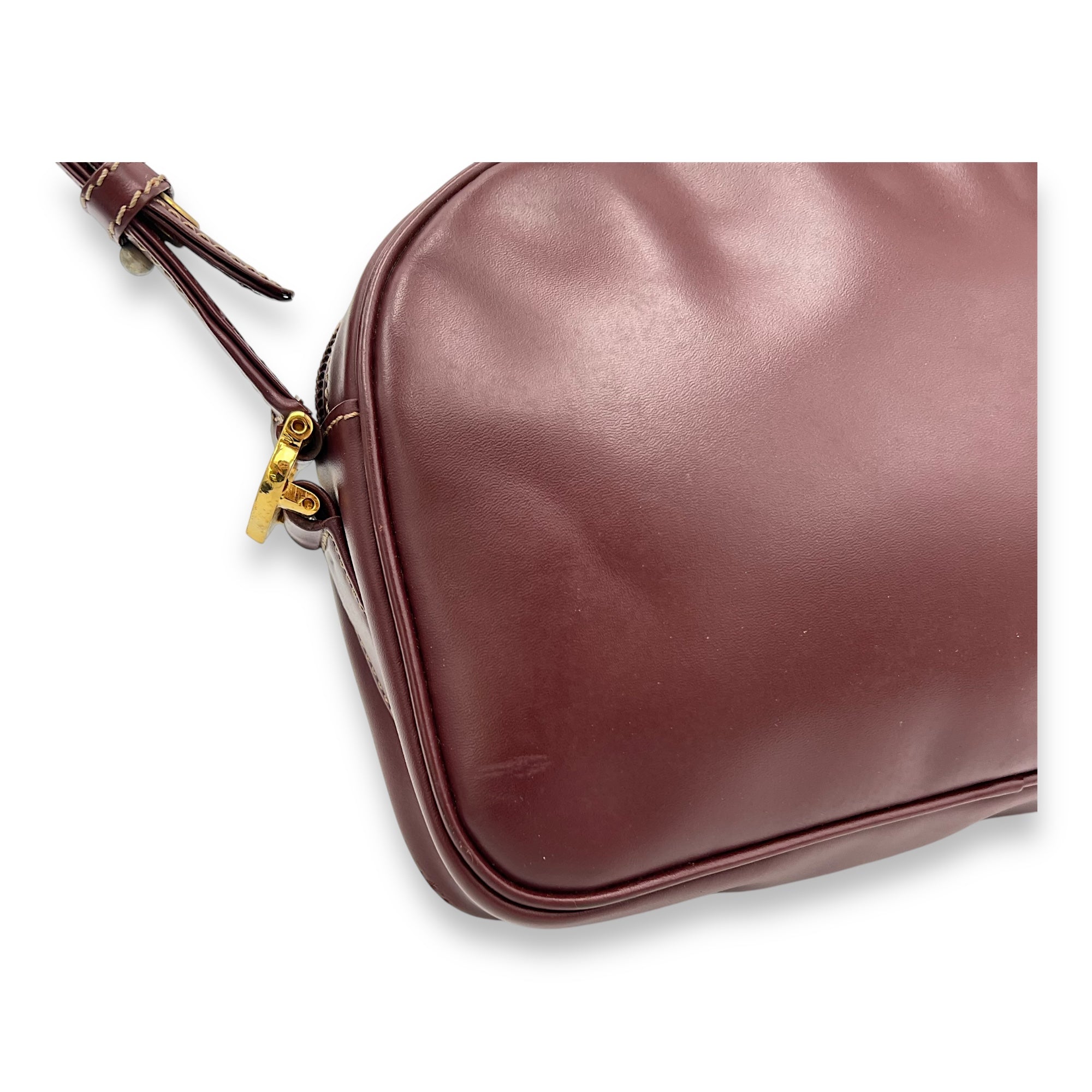 Must de Shoulder Bag Red in Calfskin, Gold hardware - Image 9